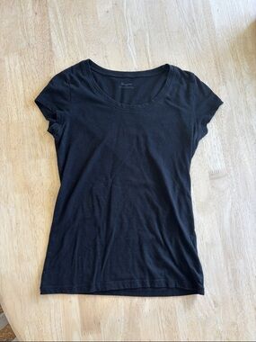 No Boundaries Black Scoop Neck Short Sleeve Tee